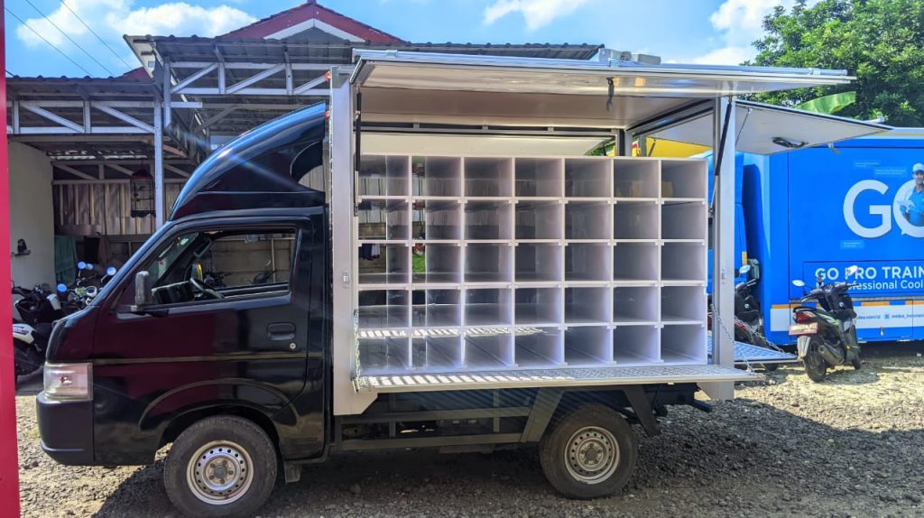 Harga Karoseri Mobil Box Makan Siang Bergizi Gratis MBG BGN