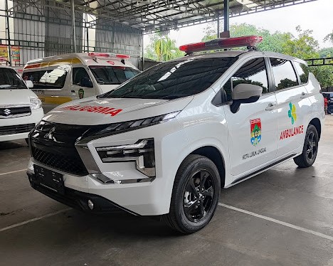 Harga dan Spesifikasi Mobil Ambulance Mitsubishi Xpander