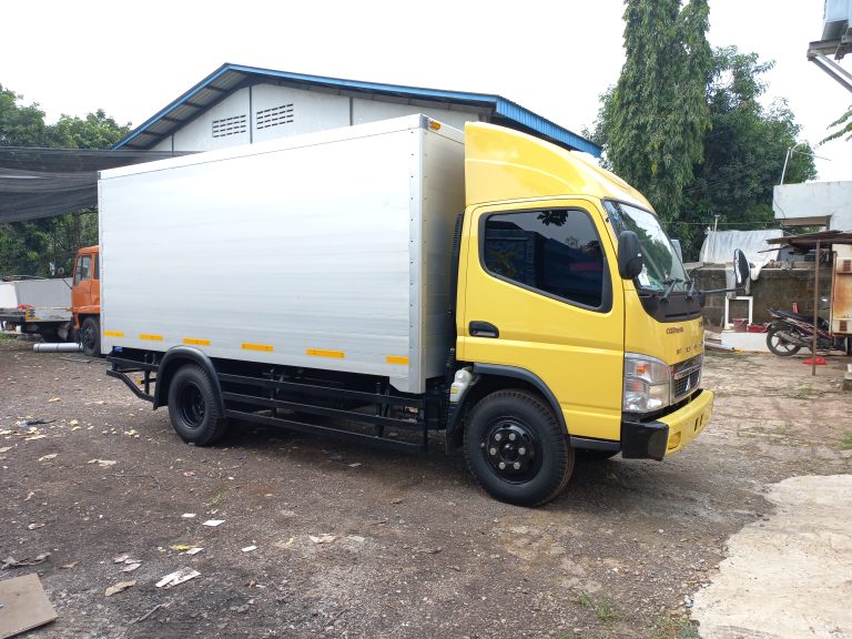 karoseri box alumunium truk double cdd